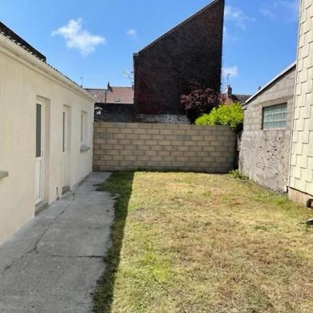 Le Vinci Apartamento Calais Exterior foto